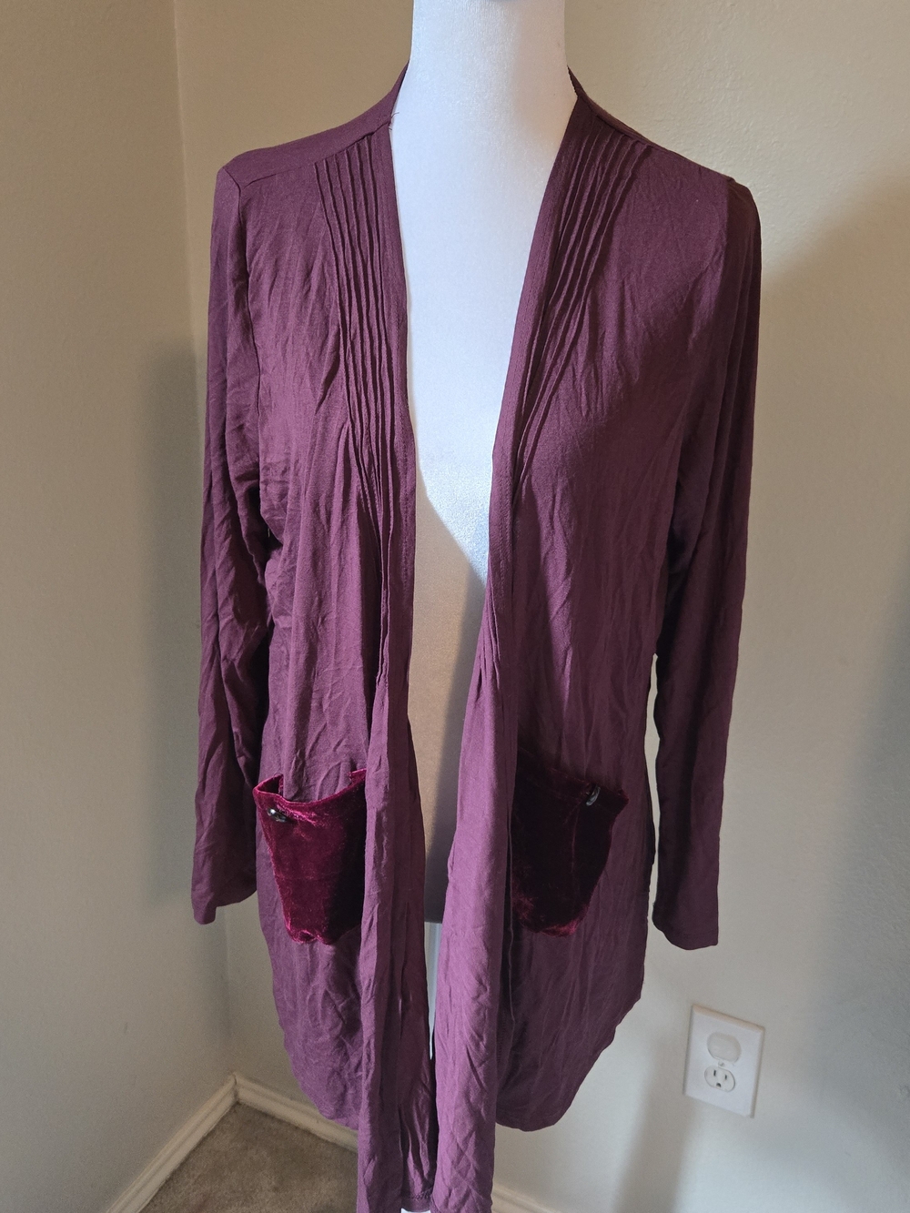 Open-Front Women's Cardigan Sweater in Deep Wine